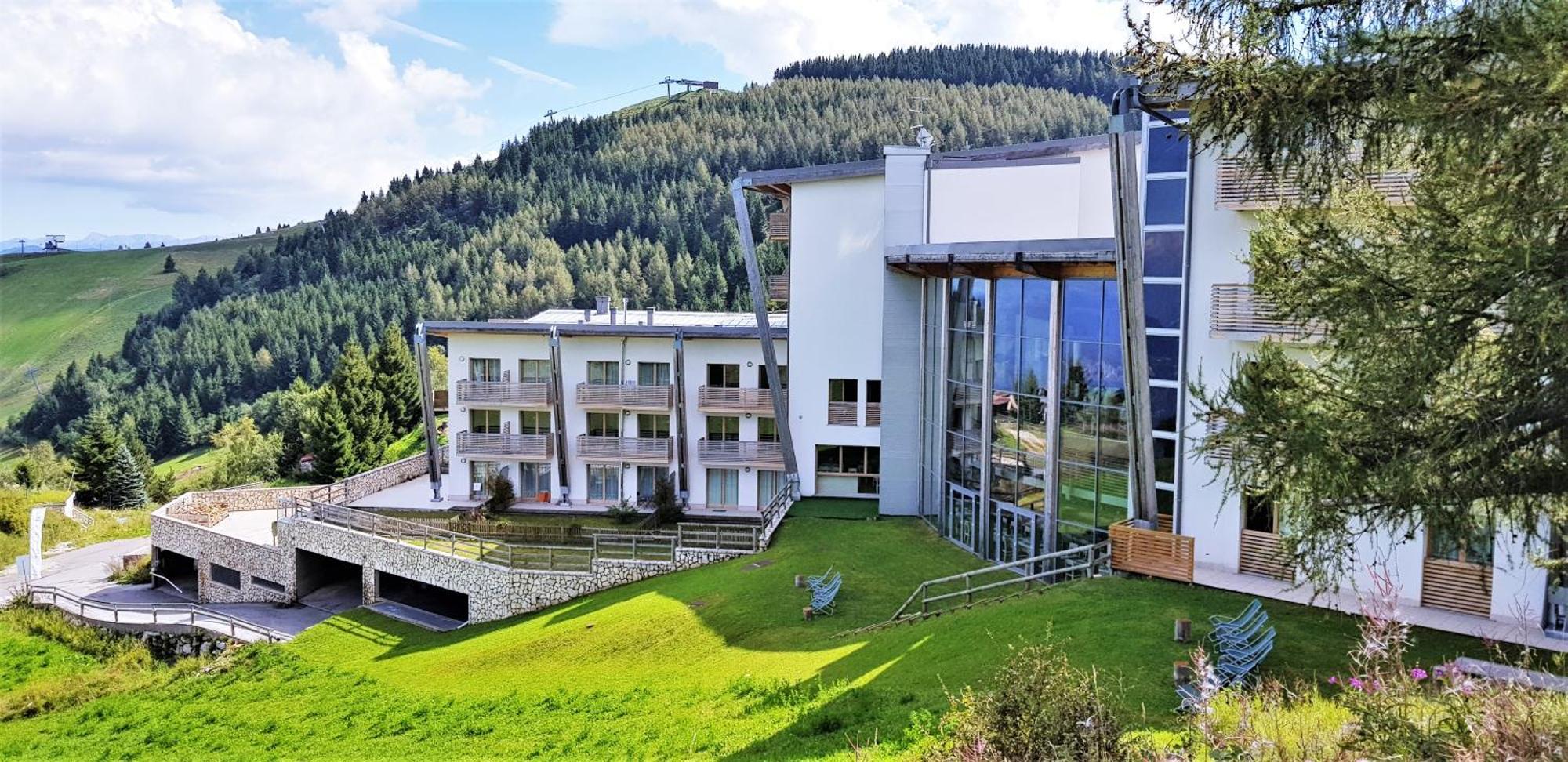 Отель Brenta Dolomites Васон Экстерьер фото