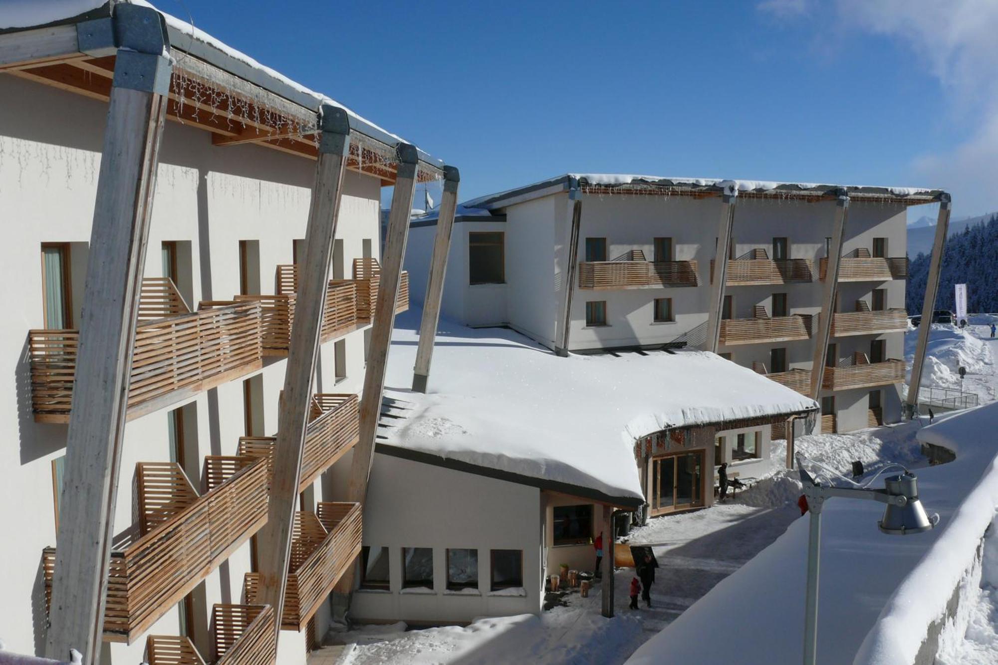 Отель Brenta Dolomites Васон Экстерьер фото